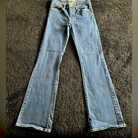 Levi’s Women’s Jeans Slimming Boots Waist 28 - Picture 1 of 5